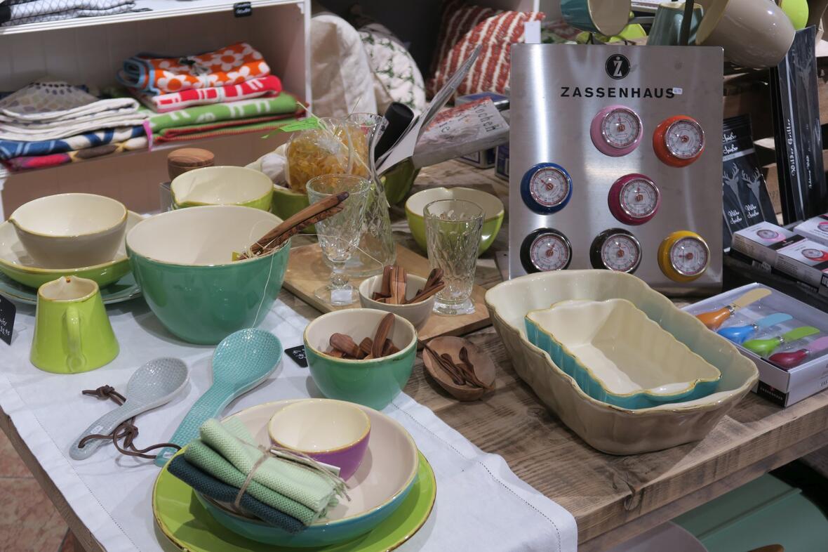 backformen-schuesseln-teller-aus-ton